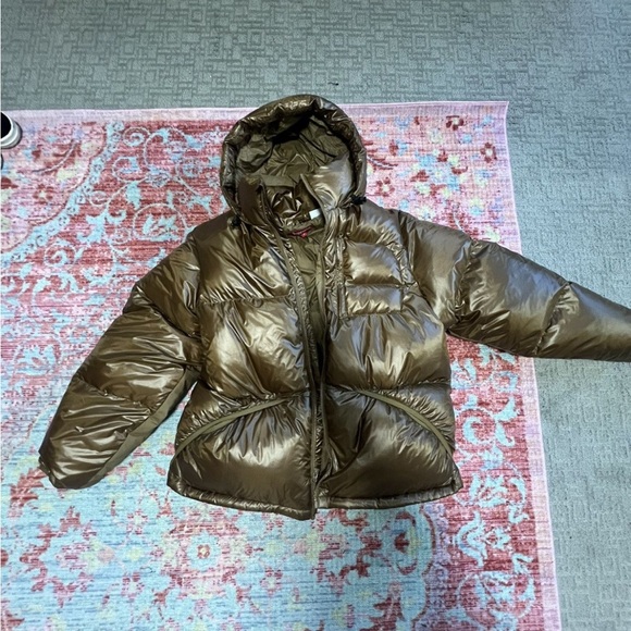 Supreme puffer jacket